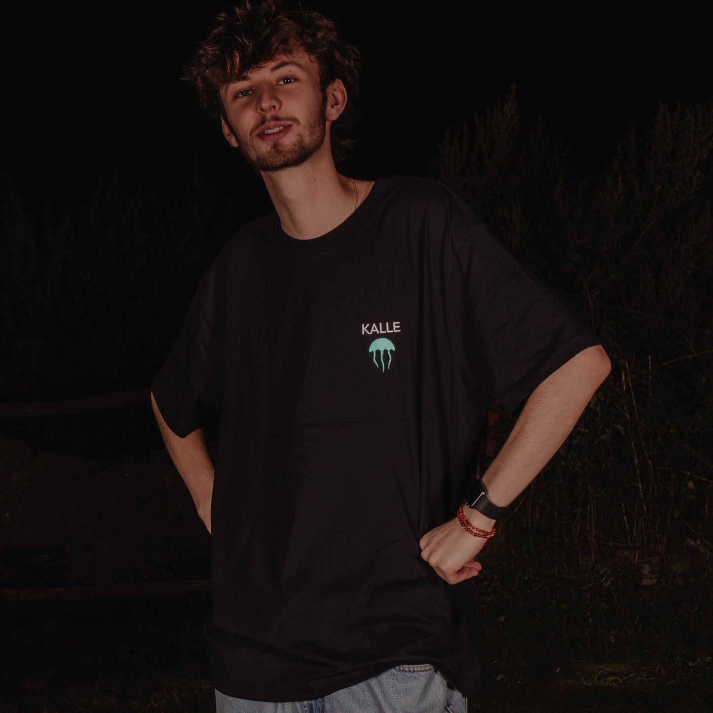 Kollege, schwarz